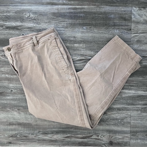 J. Jill Cropped Straight Leg Khaki Pants - Picture 2 of 5